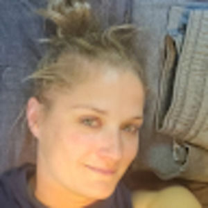 Meet your Posher, Dana